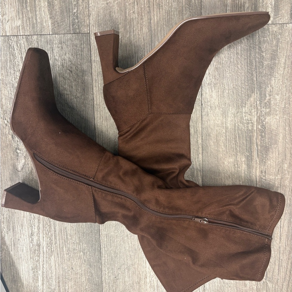 Steve Madden Brown Mid-Calf Block Heel Boots - NEW with BOX size 9.5